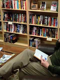 Well Read Bookstore In Hawthorne Going Out Of Business