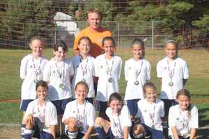 Wilton U9 Girls Finish Undefeated At Farmington Soccer Tournament