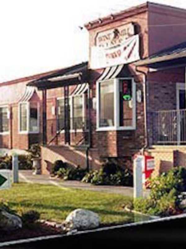 Windmill Diner Closes, Reopens Under New Ownership In Danbury