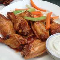 <p>Wings at Uncle Henry&#x27;s.</p>