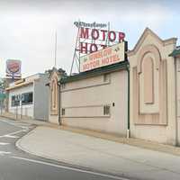 <p>Winslow Motor Hotel, Rutherford Avenue, Lyndhurst</p>