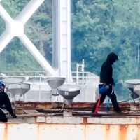 <p>All drivers were urged at one point to seek alternate routes to the other side of the Hudson.</p>