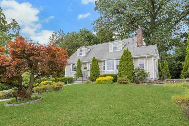 11 Kingston Avenue, West Harrison, NY 10604, West Harrison, NY 10604
