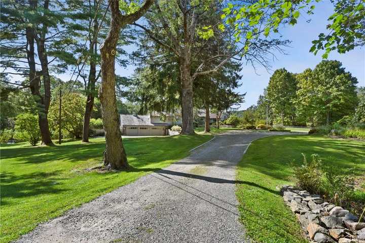 106 Old Stone Hill Road, Pound Ridge, NY 10576, Pound Ridge, NY 10576
