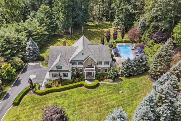 6 Shard Court, Katonah, NY 10536, Katonah, NY 10536