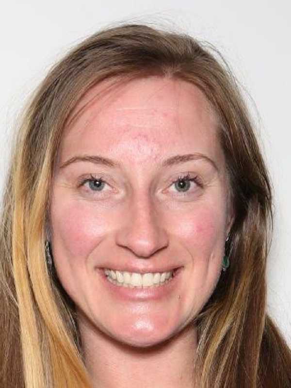 Toddler Found In ‘Unkempt State’ Outside Woodbridge Home; Virginia Mom Wanted: Police