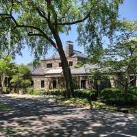 Scarsdale, Rye Ranked As America’s Wealthiest Suburbs For 2025, New Report Says