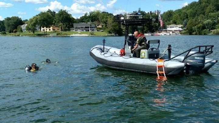 Dive teams from multiple agencies are searching for two missing boaters in the Connecticut River.&nbsp;