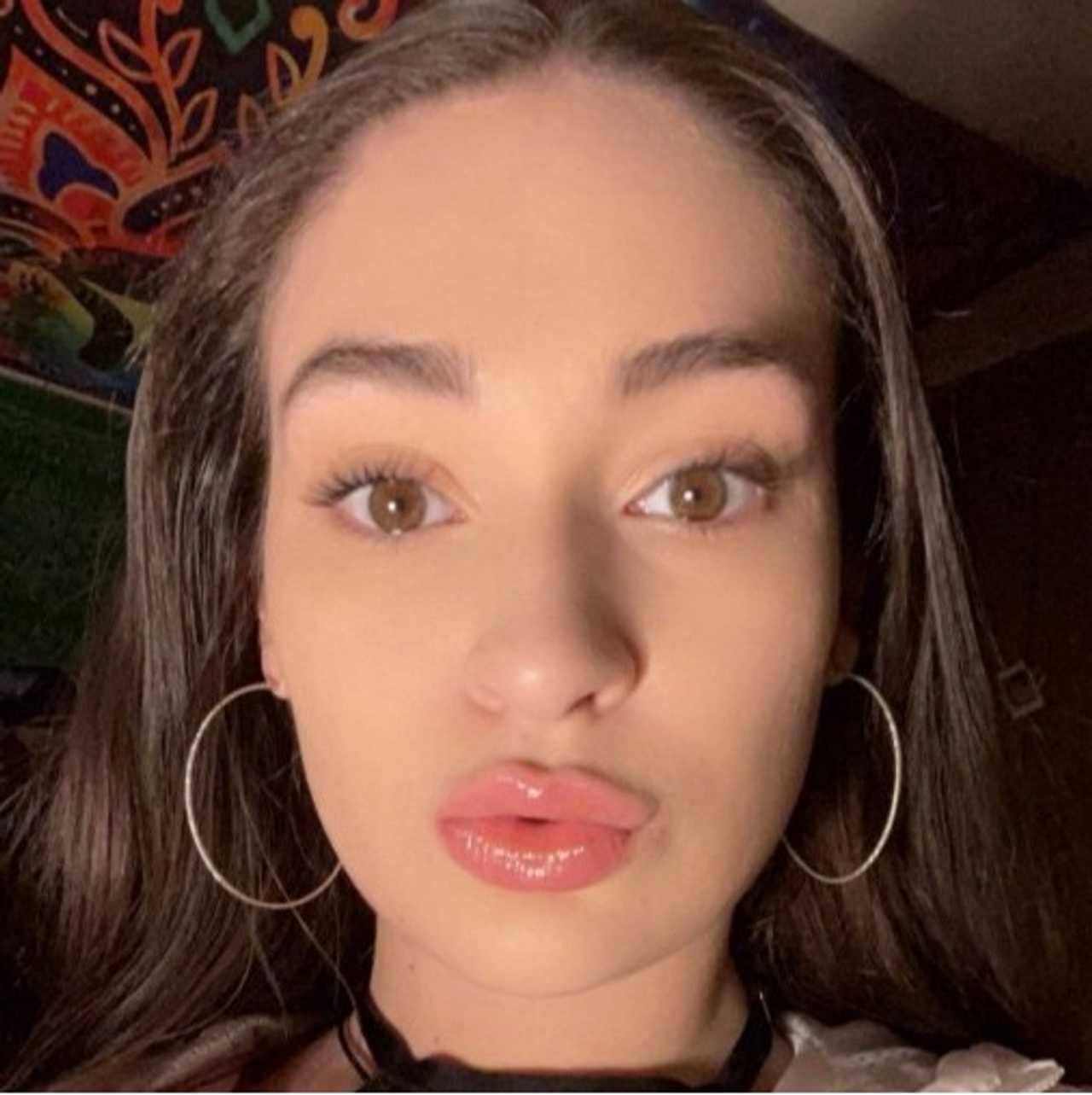 Annjalee Nuñez Annjalee Nuñez