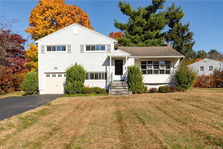 1 Lynbrook Road, Poughkeepsie City, NY 12603, Poughkeepsie City, NY 12603