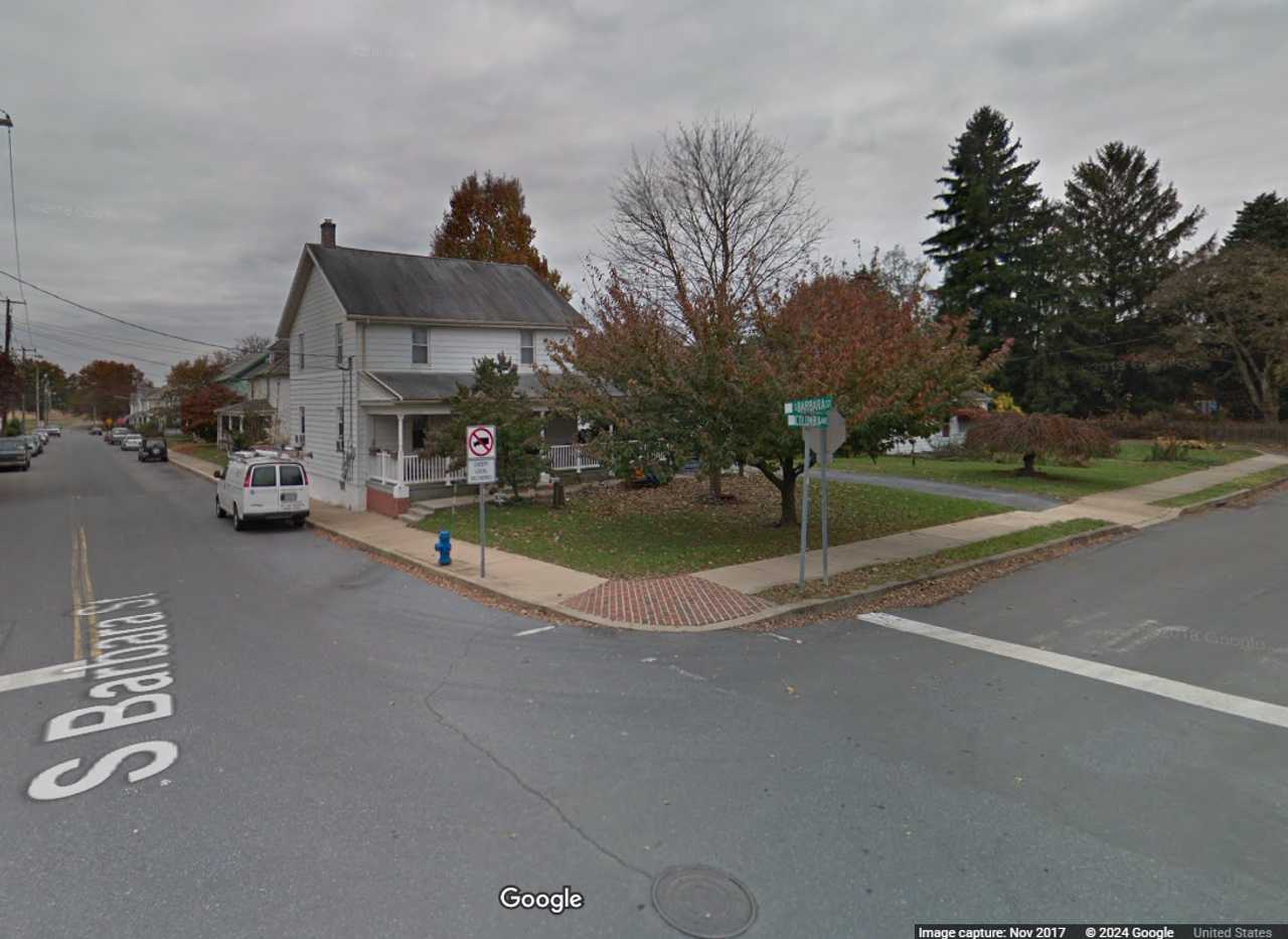 Children Living With Bugs, Trash Leads To Mount Joy Parents Arrests