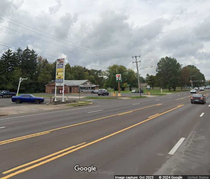 The intersection near&nbsp;220 East Street Road in Warminster where the pedestrian was struck dead.