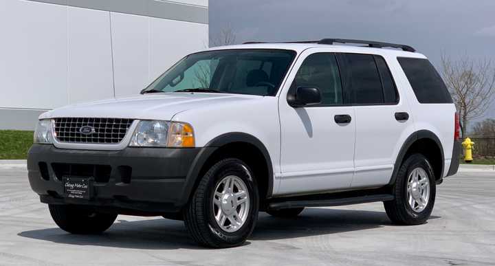 A white 2003-2005 Ford Explorer, similar to the suspected SUV, which should have damage to the front driver’s side area of the vehicle, according to the police. 