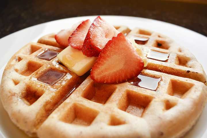 Frozen Waffle Listeria Recall Expands To 14+ Grocery Store Brands