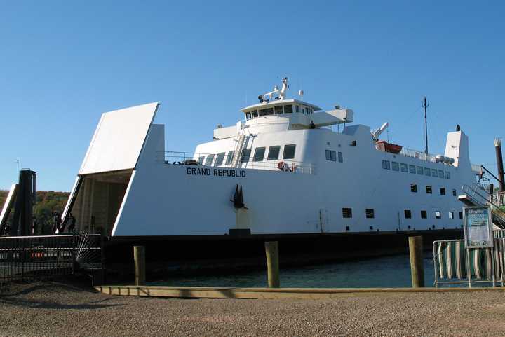 Grand Republic ferry in Bridgeport Harbor 