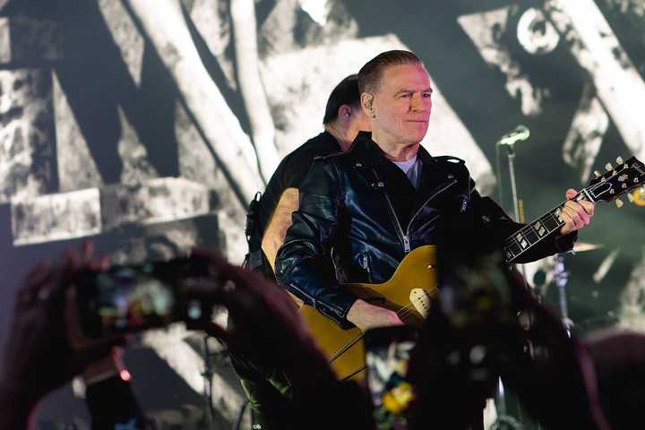 “Heaven” Awaits: Bryan Adams & Pat Benatar Team Up For 2025 Tour
