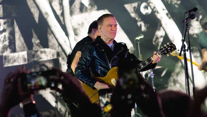 Bryan Adams is still rockin’ like it’s the summer of ’69.