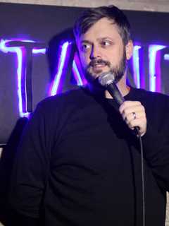 Nate Bargatze Brings Arena-Sized Laughs To Philly And Reading This August