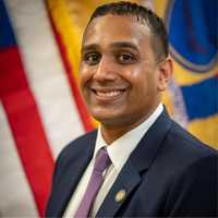<p>Anand Shah
  
</p>