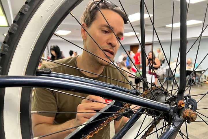 Bring Your Broken Items Back To Life (For Free) At Rutherford Repair Cafe