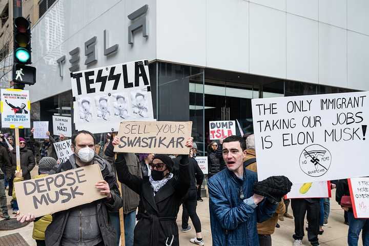 Tesla Accused Of Rigging Odometers As Stock Plummets, Musk Calls
