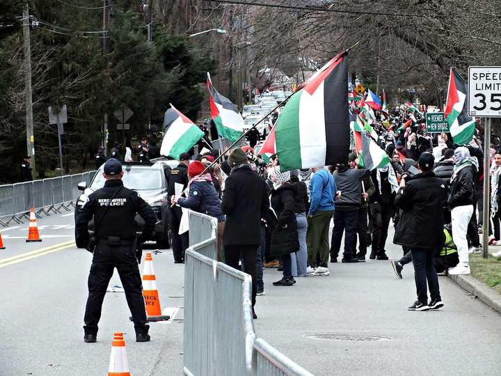 Pro-Palestinian protestors in Teaneck in March.