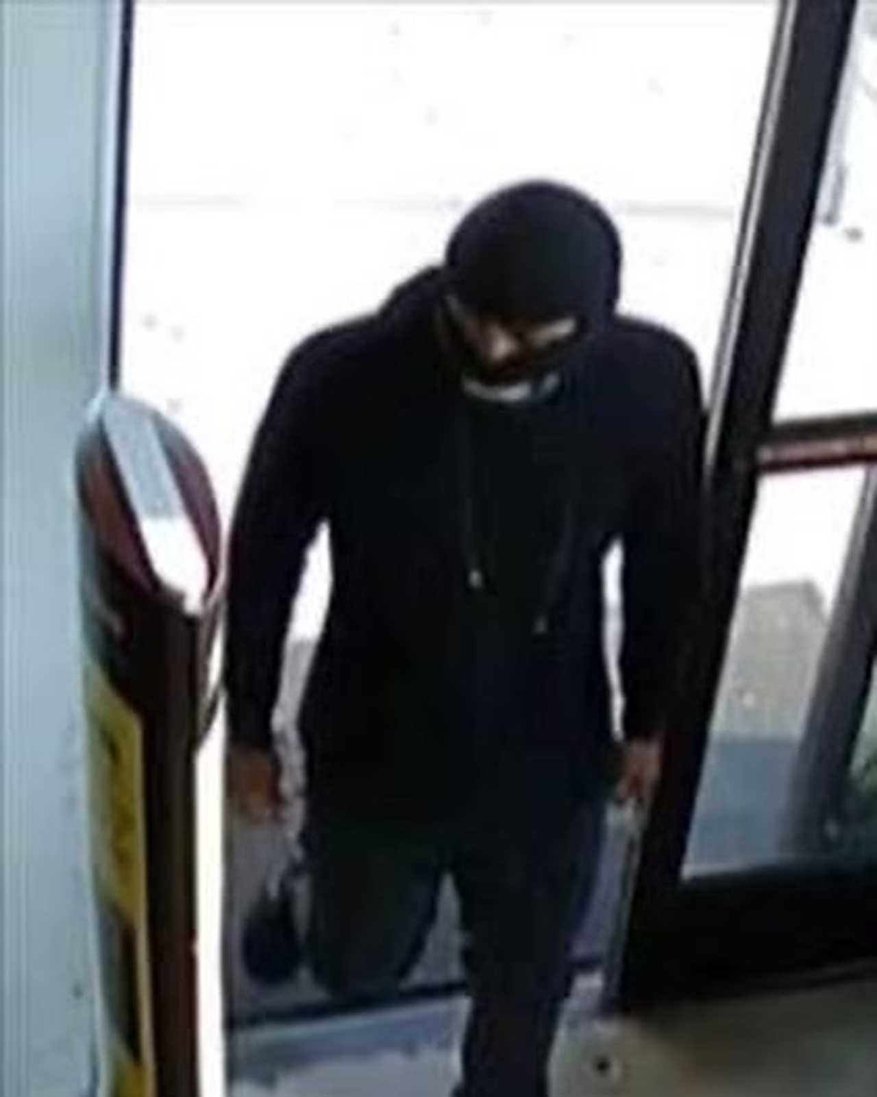 Dollar General Robbed At Gunpoint, Employee Assaulted Newark PD