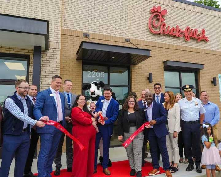 A ribbon-cutting ceremony was held for the new Chick-fil-A location in Yonkers.&nbsp;