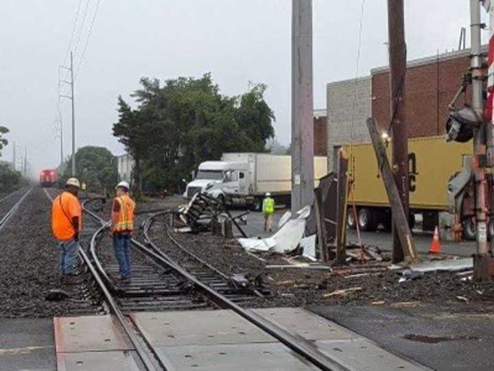 Train, TractorTrailer Involved In CT Collision Bolton Daily Voice