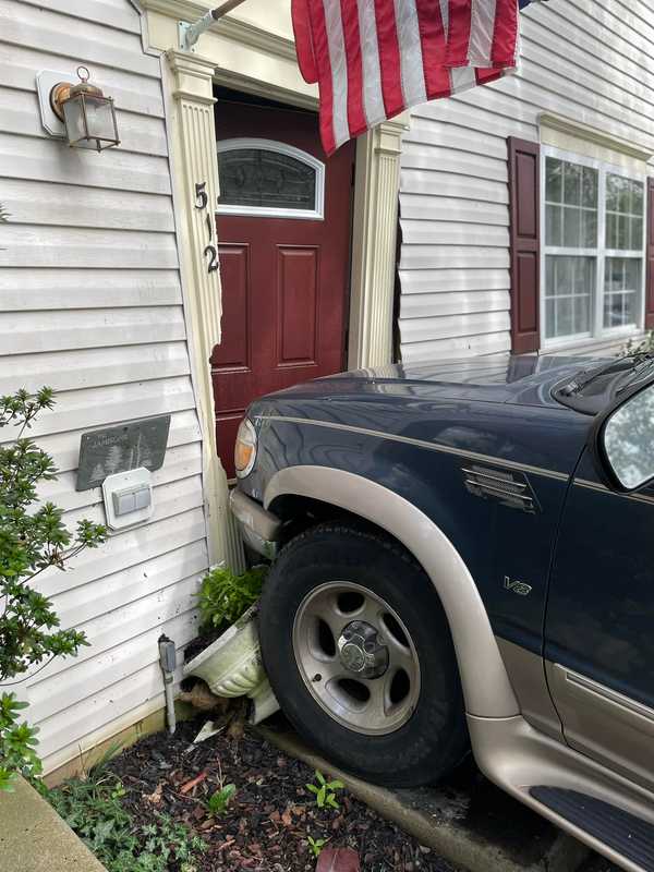 Delivery Driver Takes Door-To-Door Shipping Too Seriously, Strikes Stafford Home, Sheriff Says