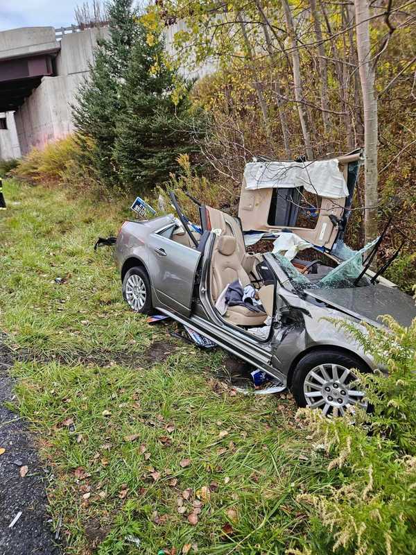 Person Extricated After 2-Vehicle Crash In Liberty