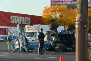 All Lanes Of Route 17 Closed By Overturned Construction Equipment In East Rutherford