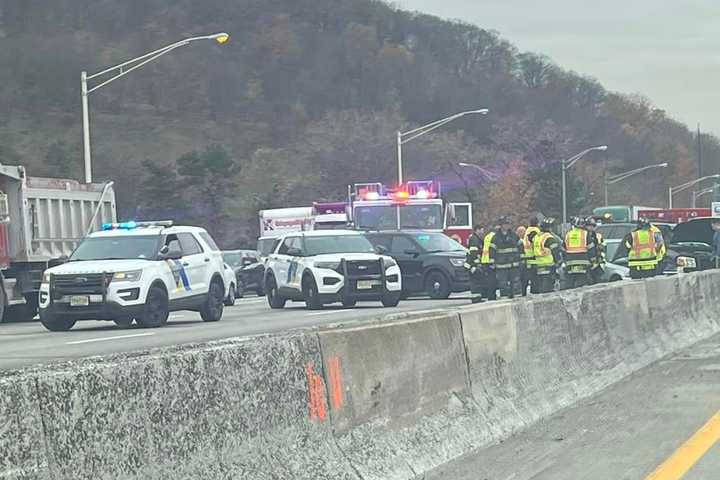 Overturned Vehicle, Multi-Car Crash Shuts 3 Lanes Of Route 80