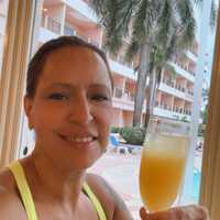 <p>Ana Velazco&nbsp;</p>