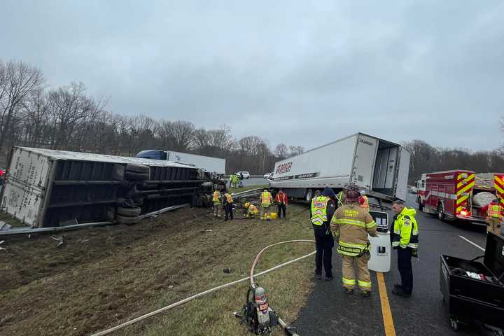 Tractor-Trailers Involved In Multi-Vehicle Crash Cause Delays On I-70 In Maryland