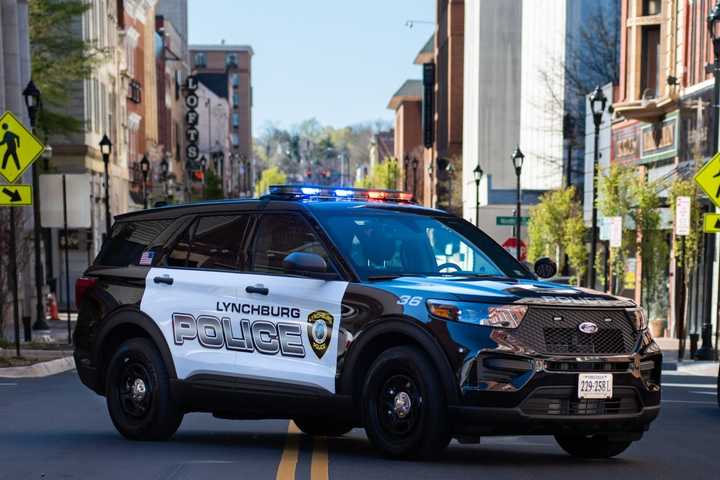 Police Say Sorry After Mistaken 'High-Risk' Stop Of Mom, 3 Kids In DMV