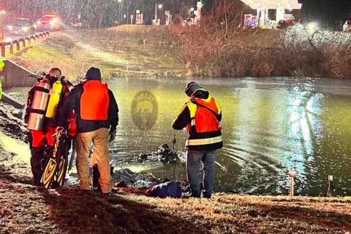 Driver Escapes After Car Plunges Into Pond In Hudson Valley Amid Heavy Rain