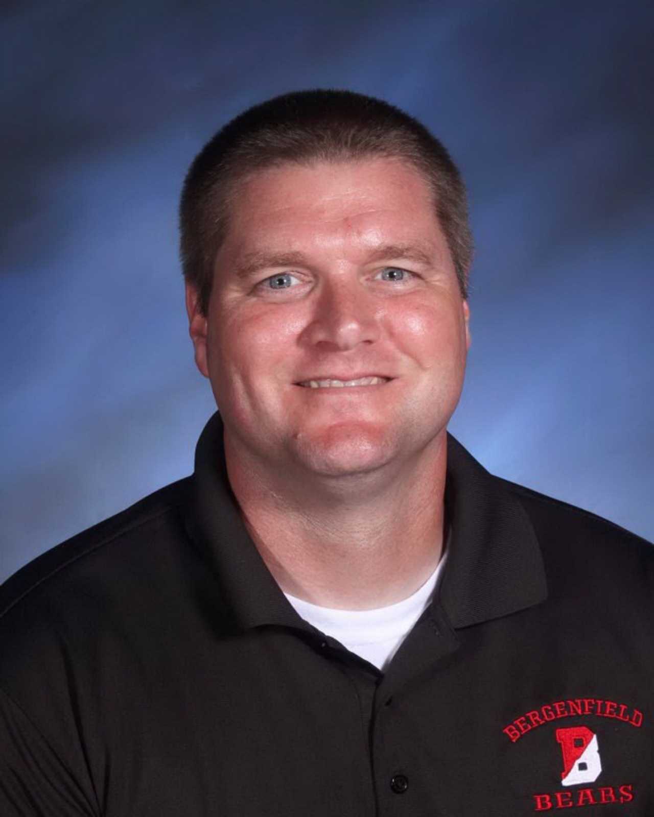 Bergenfield HS Coach Killed In Fiery NY Parkway Crash 'Was Mentor