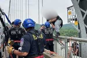 Man Fleeing Police Threatens To Jump From Bear Mountain Bridge, Cops Rescue Him Instead: PD