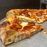 Popular Maryland Pizzeria Serving Final Slice — But You Can Still Get Their Pies