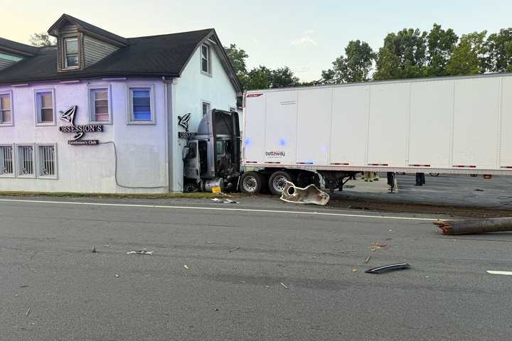 Tractor Trailer Plows Into Route 31 Strip Club: Firefighters
