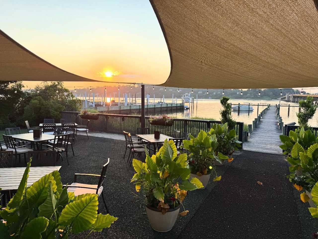 Salt Creek Grille Rumson is located along the Navesink River