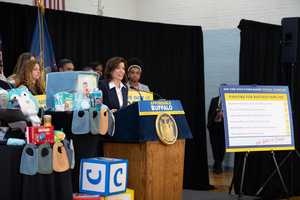 Hochul Touts One-Time Baby Bonus For Eligible NY Families: Here's How Much To Expect