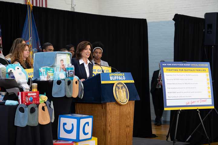 Hochul Touts One-Time Baby Bonus For Eligible NY Families: Here's How Much To Expect