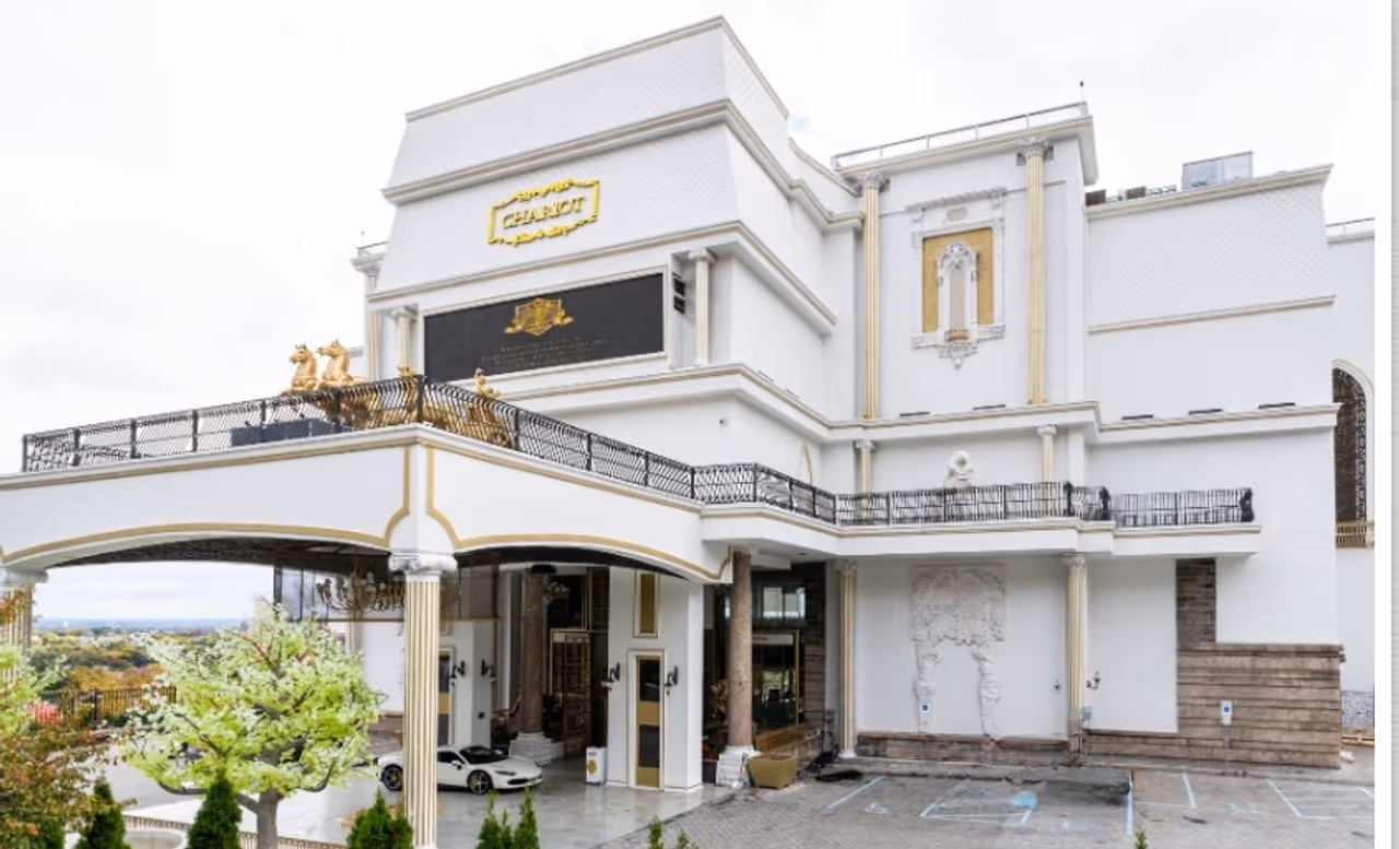 The Chariot in Totowa The Chariot in Totowa