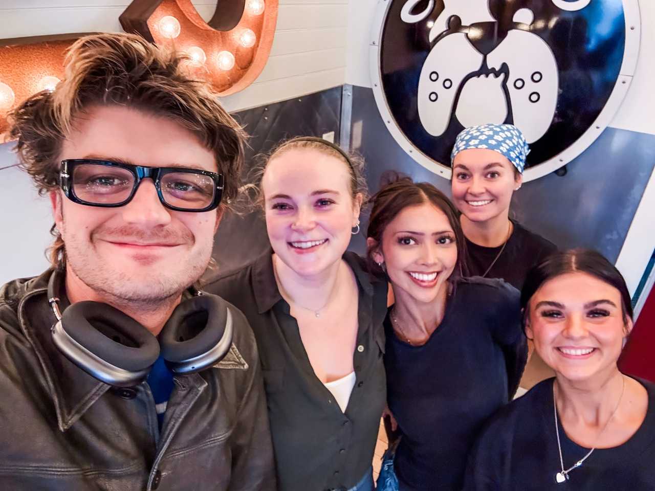 Joe Keery, who plays Steve on the Netflix hit series "Stranger Things," returned home to his native Newburyport and dropped in to Olive's Coffee &amp; Bakehouse for some java and a photo with the adoring staff. 