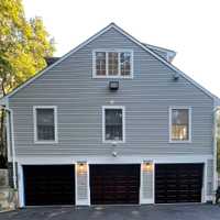 <p>Pell Painting offers interior and exterior house painting services, as stated on its website.</p>