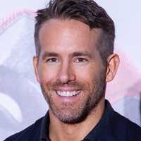 Westchester's Own Ryan Reynolds Bonds With 8-Year-Old Cancer Patient