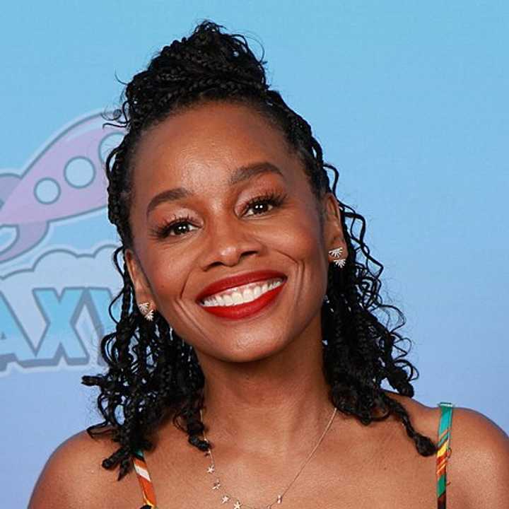 Meet Anika Noni Rose, 'Princess And The Frog' Star In Ridgewood ...