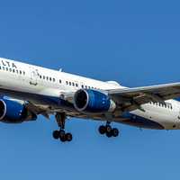 <p>A Delta plane approaching&nbsp;Baltimore-Washington International Thurgood Marshall Airport.</p>
